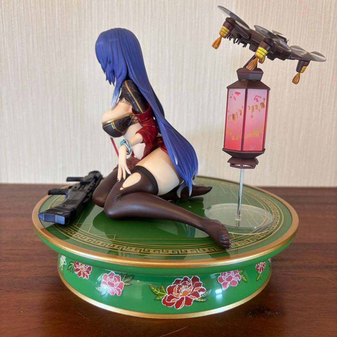 ドールズフロントライン　DP-12 花月夜行灯　紅　1/6 フィギュア