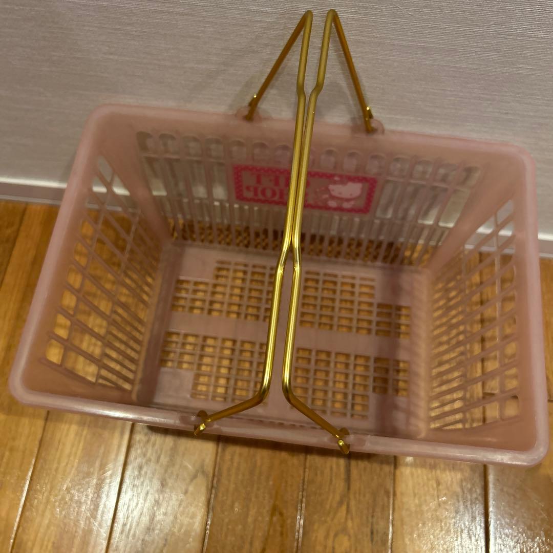 サンリオ　ギフトショップ カゴ　非売品