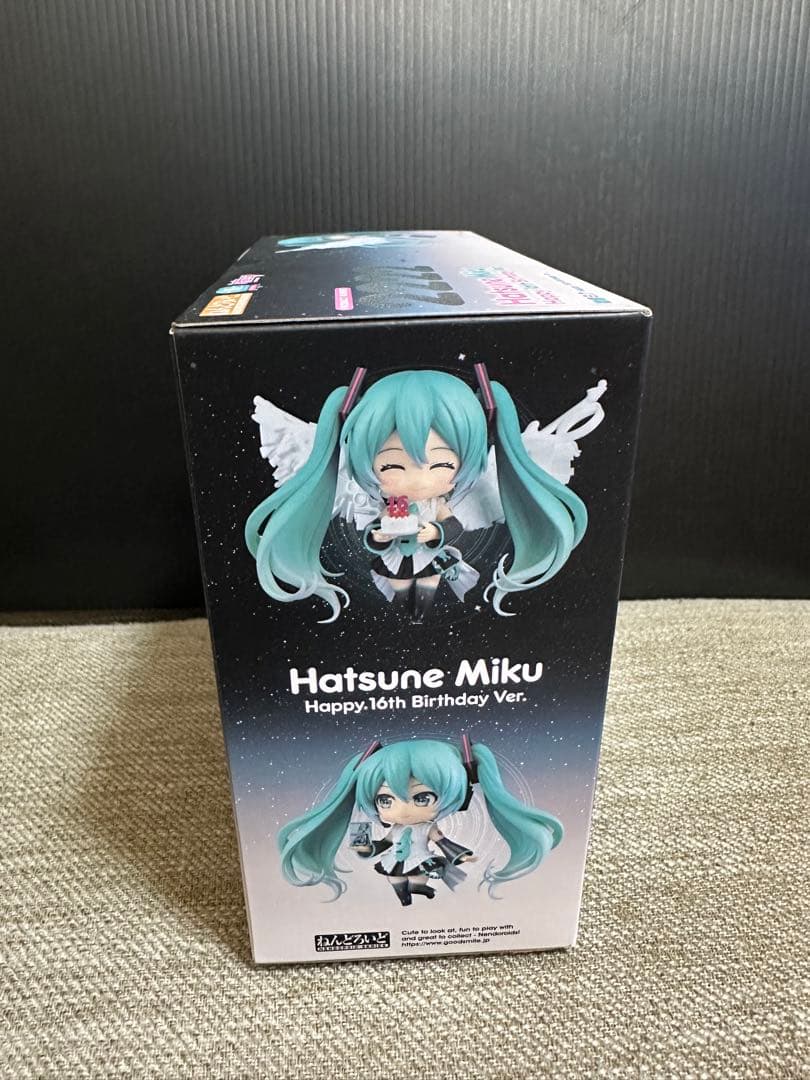 【新品未開封】ねんどろいど 初音ミク Happy 16th Birthday