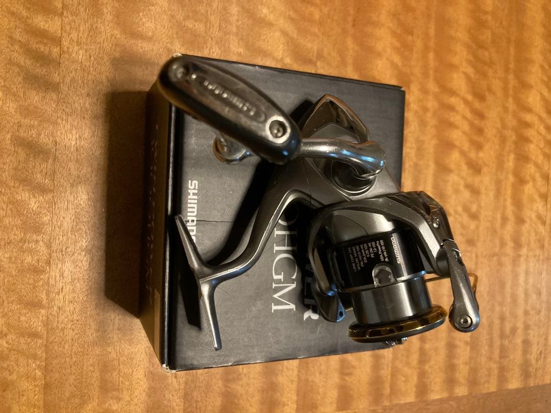 SHIMANO TWIN POWER 3000HGM スピニングリール