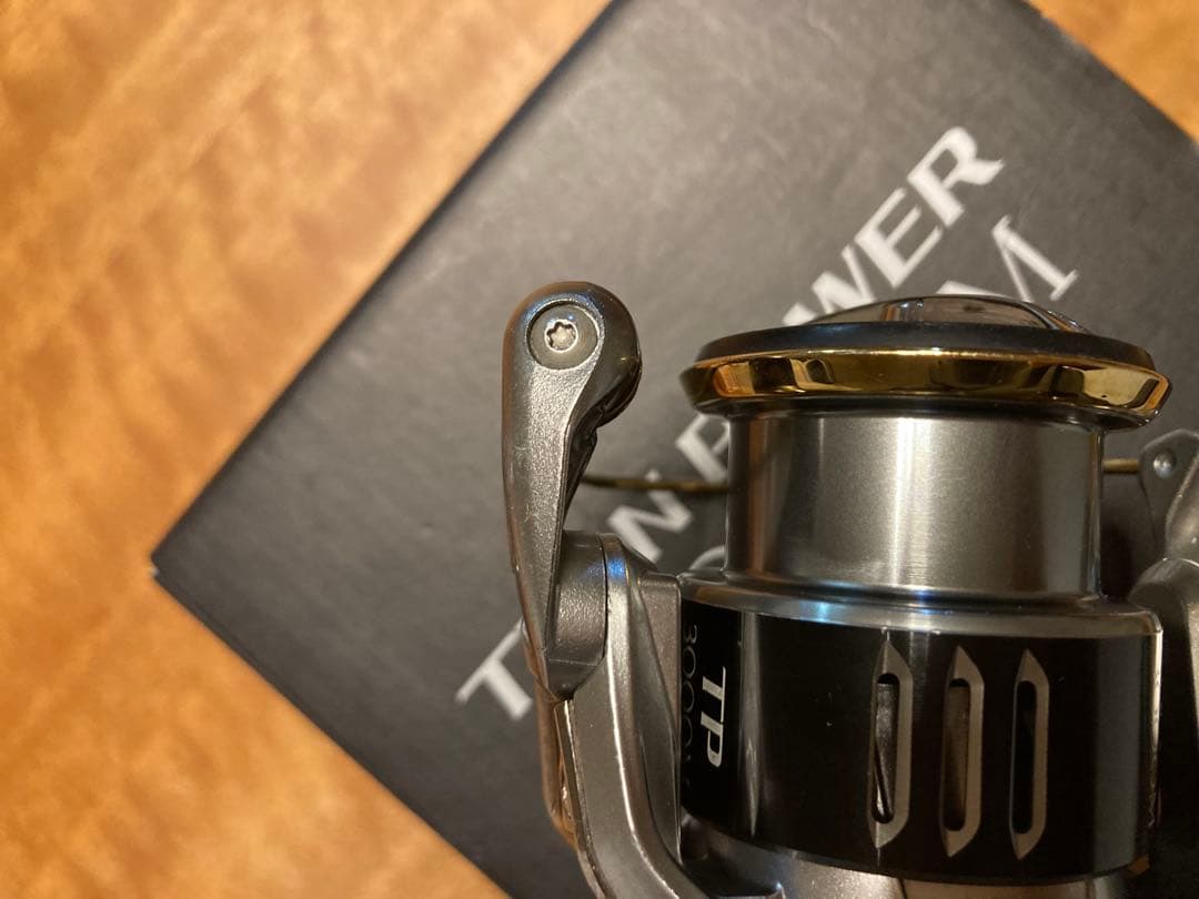 SHIMANO TWIN POWER 3000HGM スピニングリール