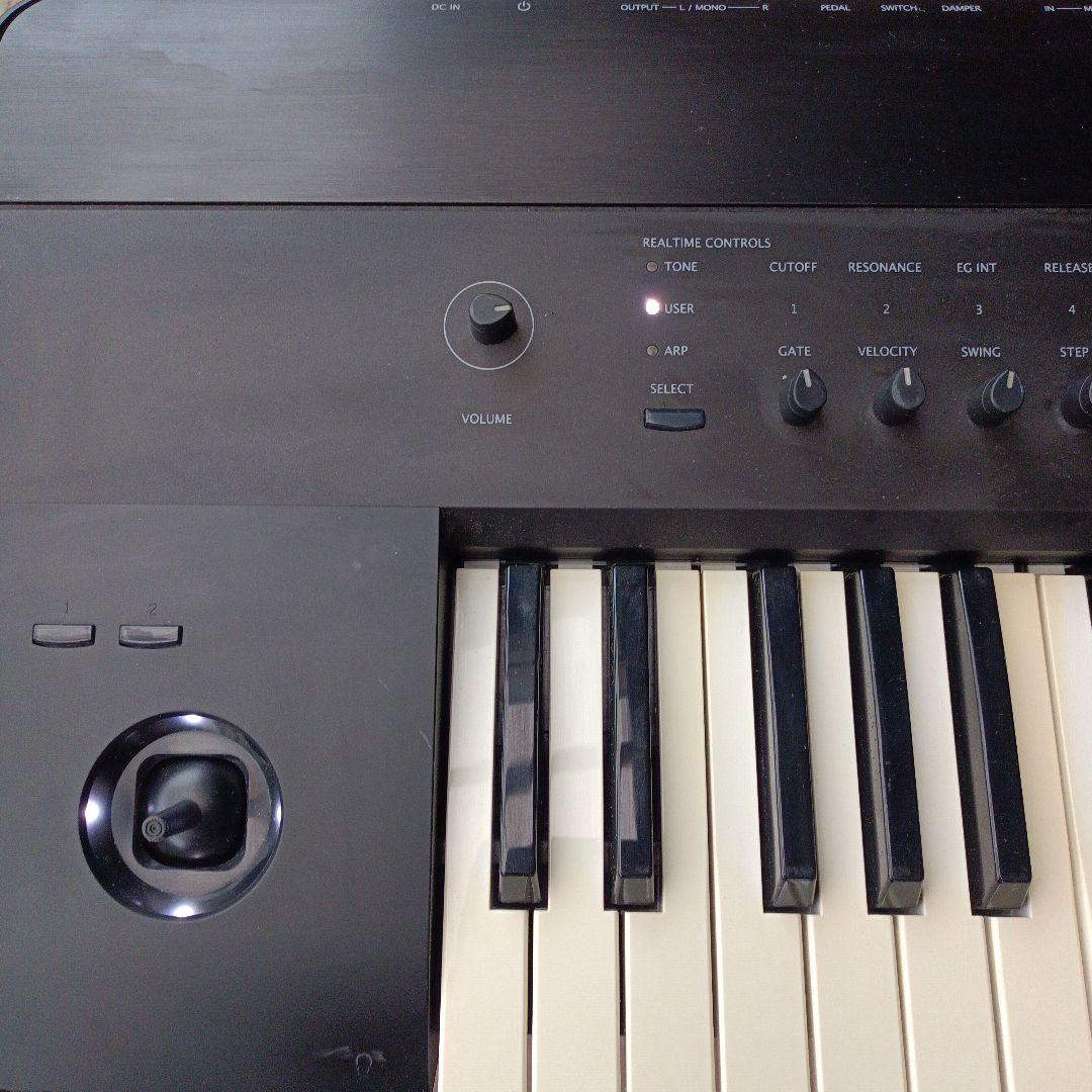 KORG　KROME61鍵盤シンセサイザー