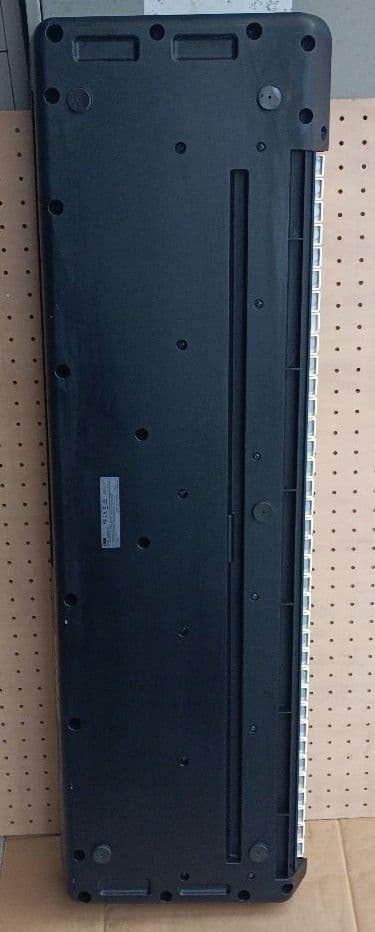 KORG　KROME61鍵盤シンセサイザー