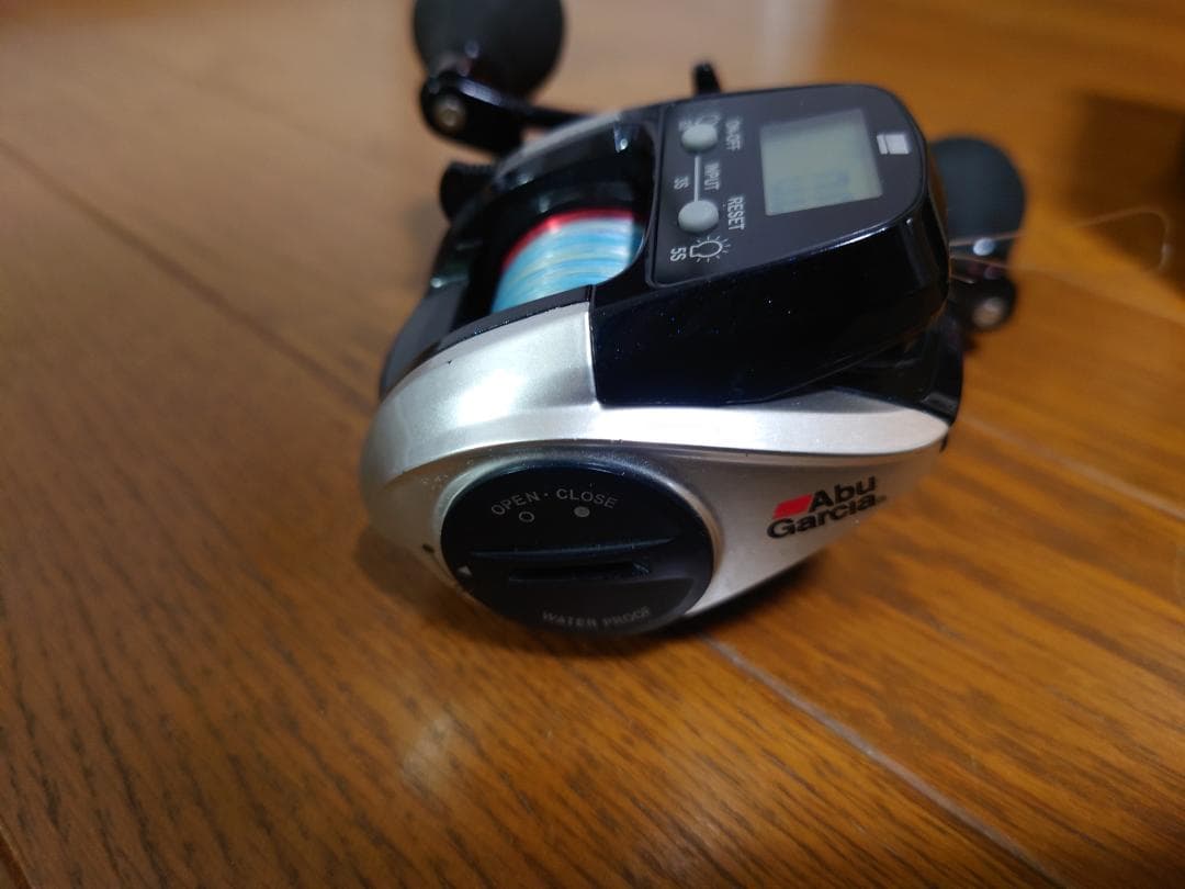 Abu Garcia MAX DLC H-L リール