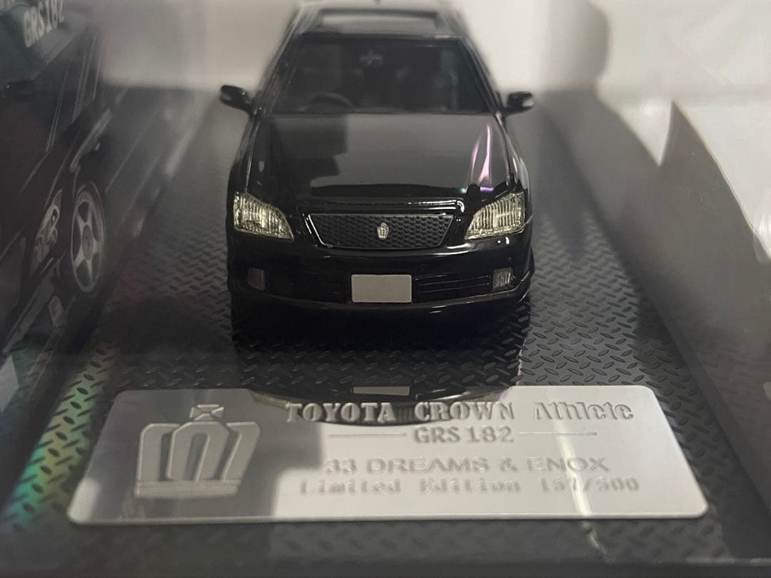 1/64 クラウン アスリート VIPカー ミニカー 33DREAMS&ENOX