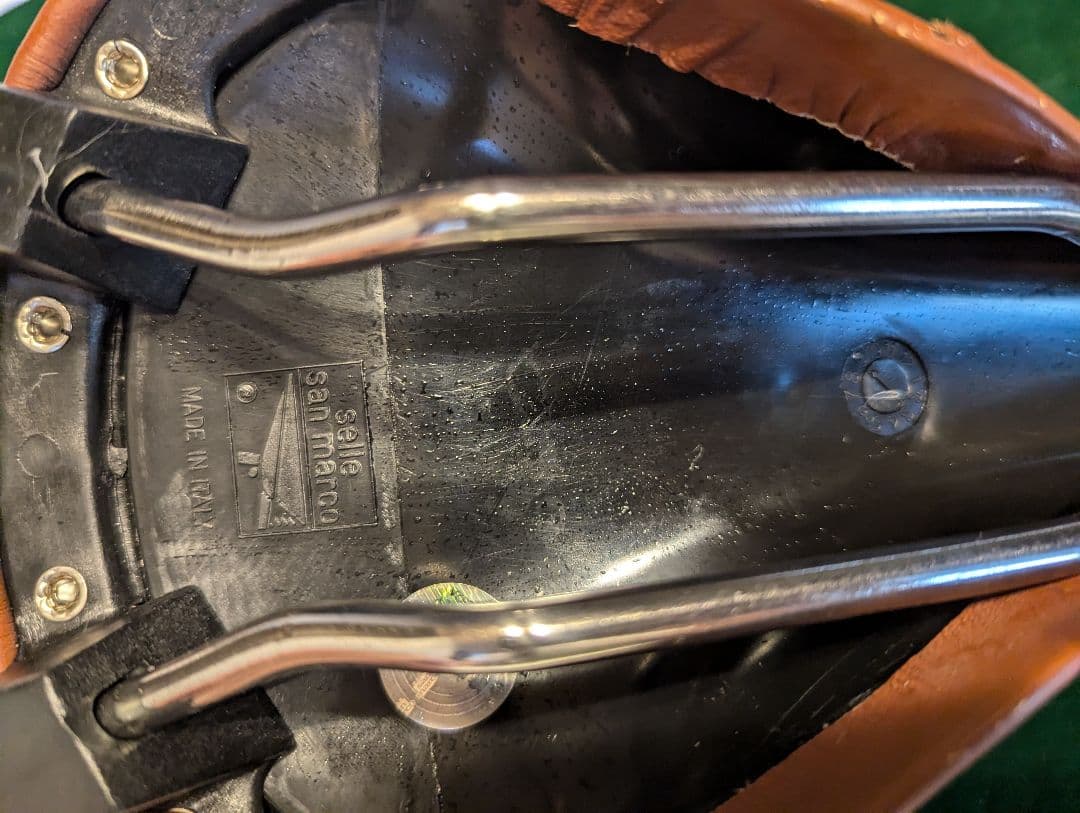 Selle San Marco REGAL titanio　サドル