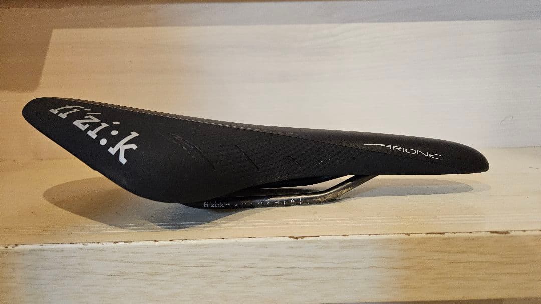 パーツ fizik arione r3 large