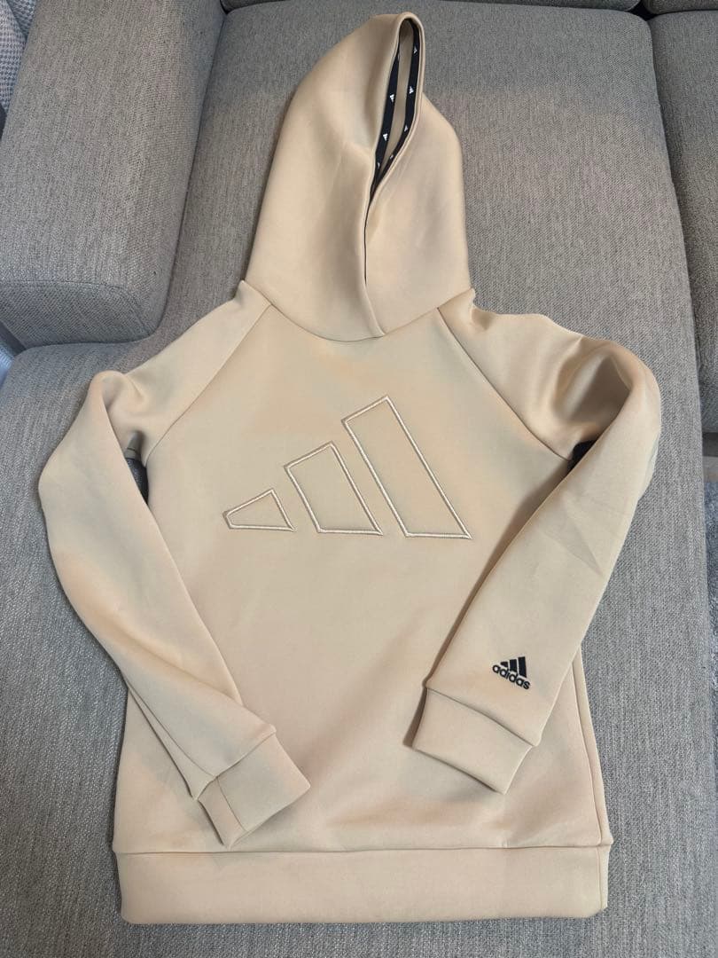 【美品】adidas セットアップ パーカー×スカート ベージュ A/XS