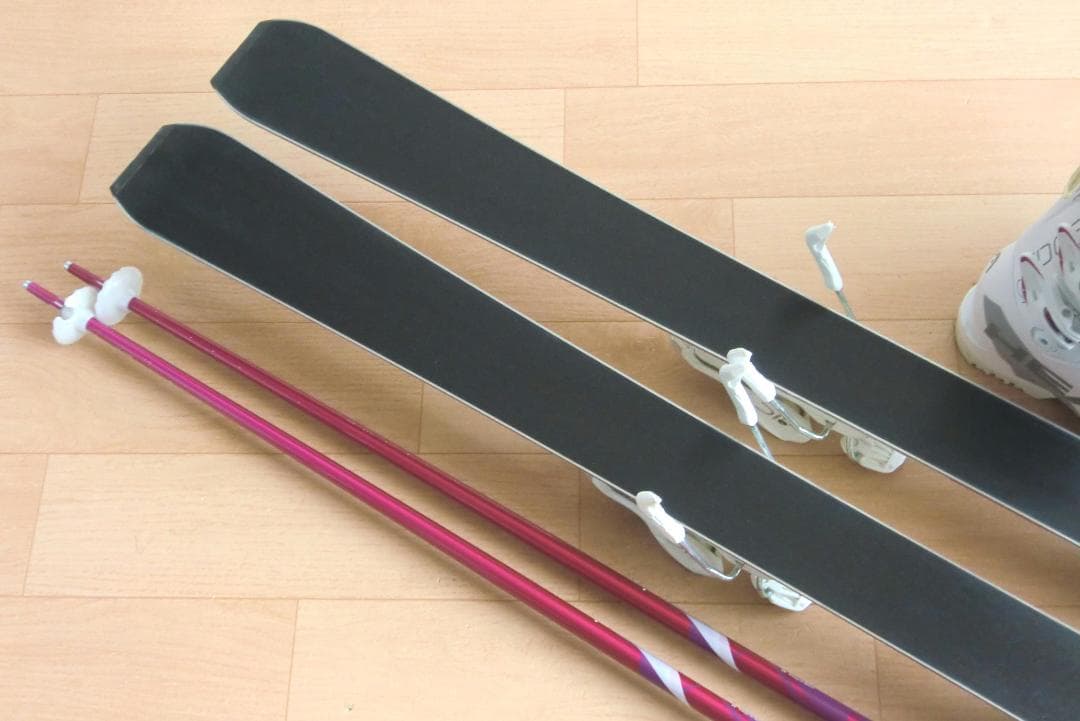 ■送料無料■アトミック■女性用スキーセット■板148靴24-24.5■メンテ付■