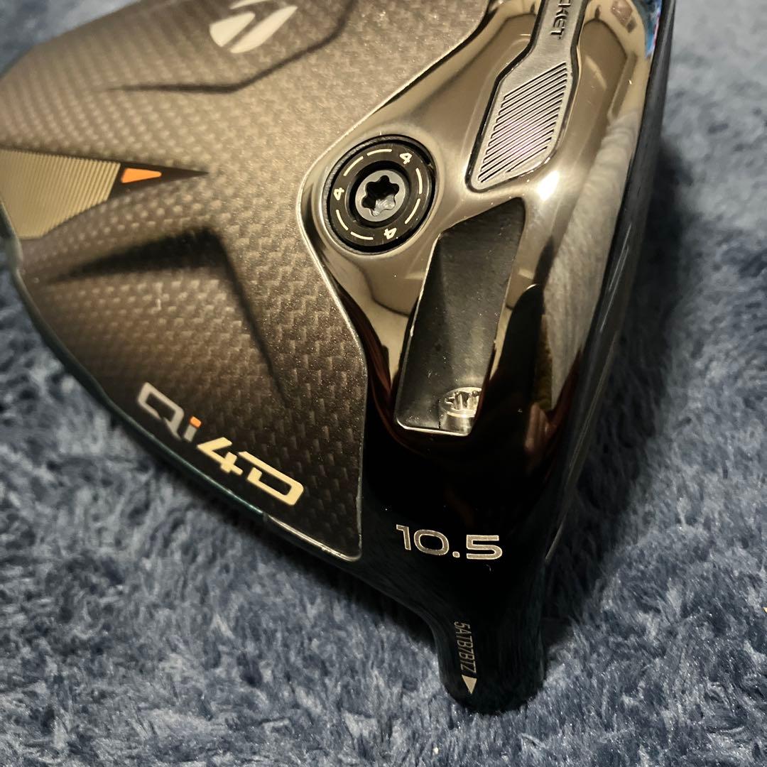 超美品 テーラーメイド Qi 4D ドライバー 10.5 ヘッドカバー付