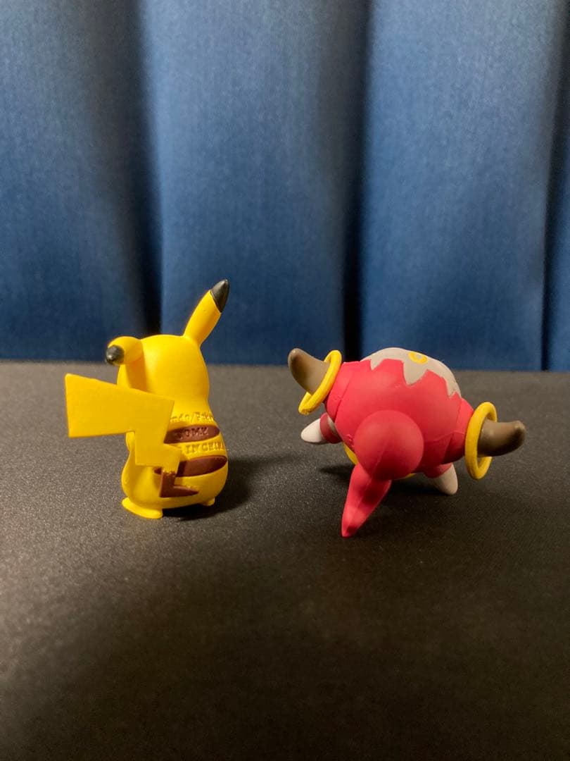 ピカチュウとフーパ フィギュアセット