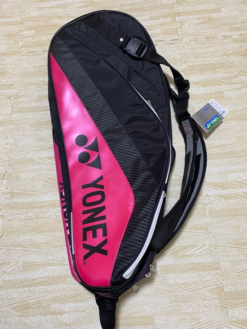 新品　ヨネックスYONEXラケットバック6 BAG1432R （タグ付き）