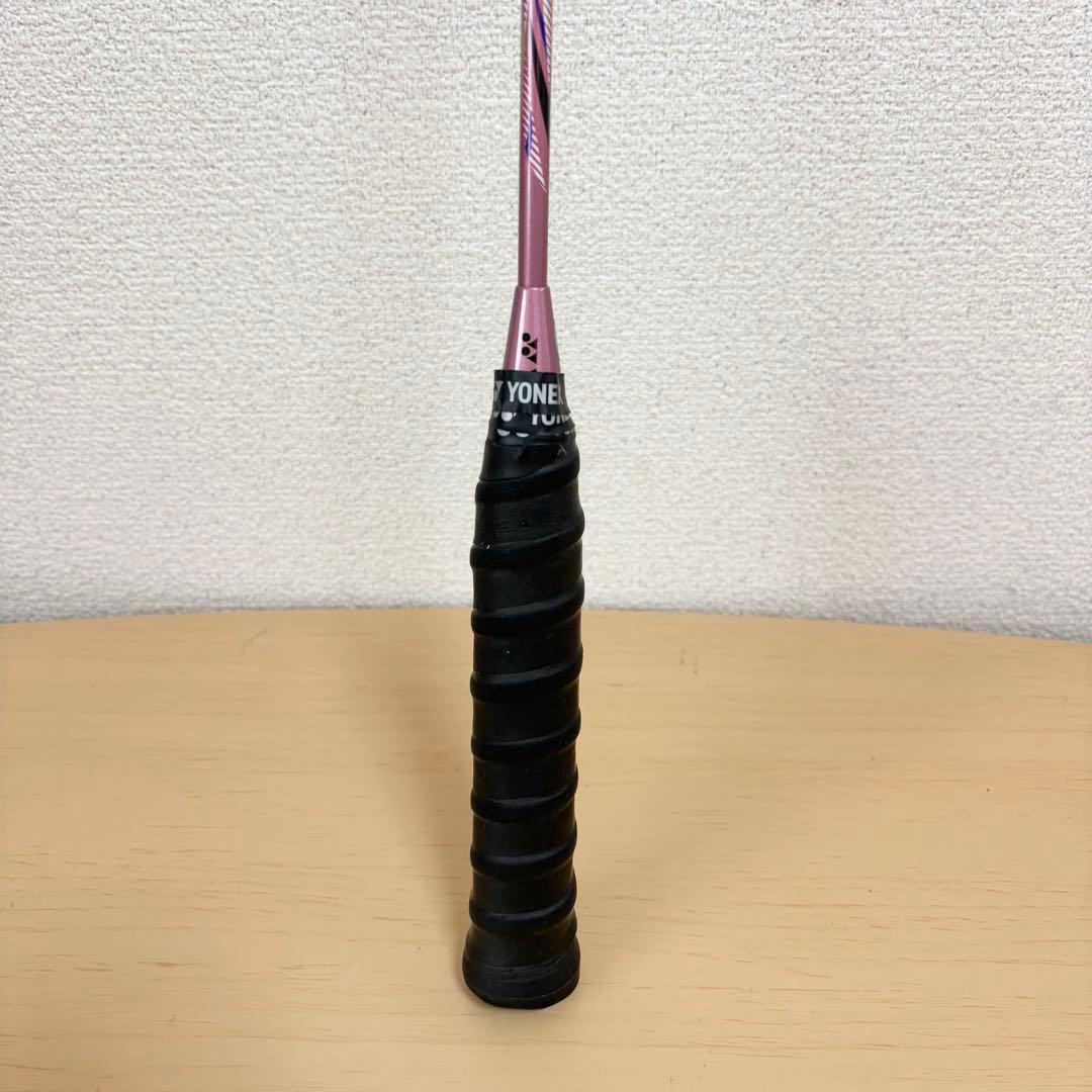 【美品】YONEX NANOFLARE 600　バドミントン　ラケット
