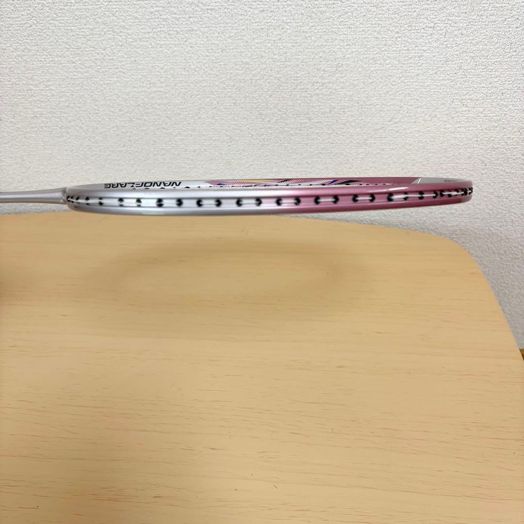 【美品】YONEX NANOFLARE 600　バドミントン　ラケット