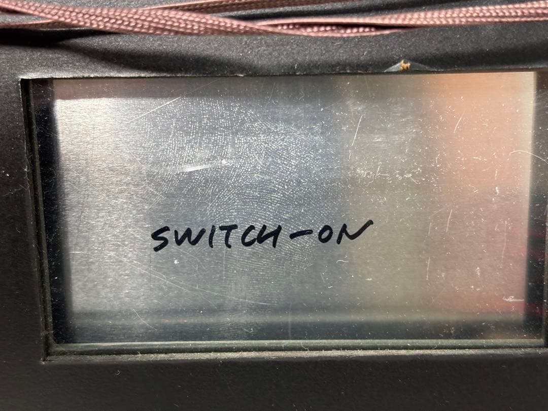 #越谷賢一 「SWITCH-ON」 アルミ板シルクスクリーン版画　限定51/60