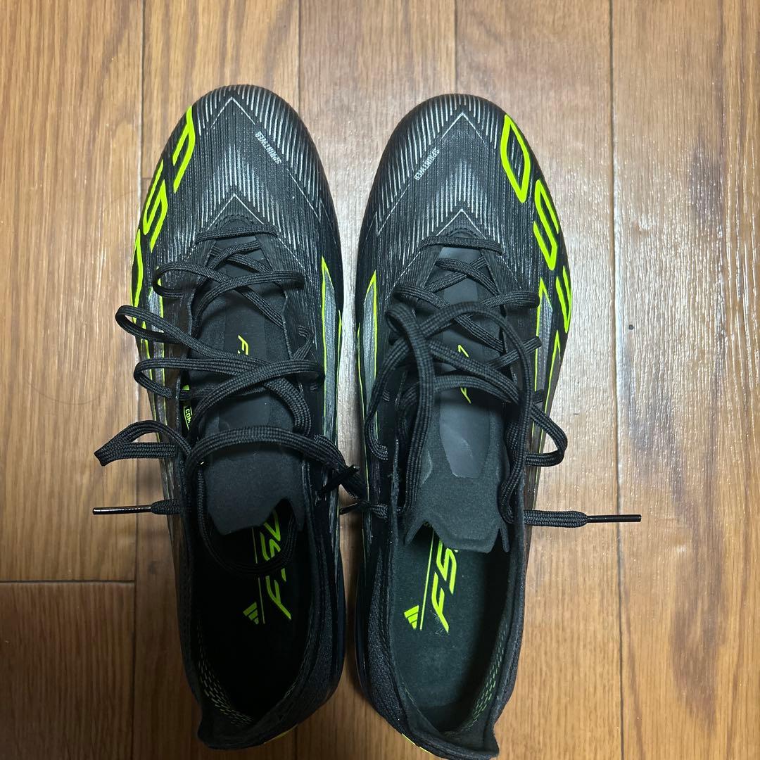 F50 サッカーシューズ スパイク ブラック/ライム