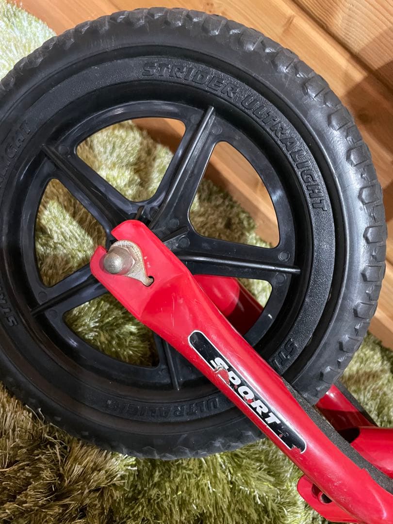ストライダー　スポーツ　日本正規品　キックバイク