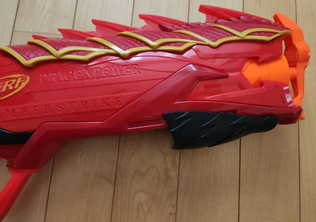 ナーフ ドラゴンパワー エンバーストライクブラスター