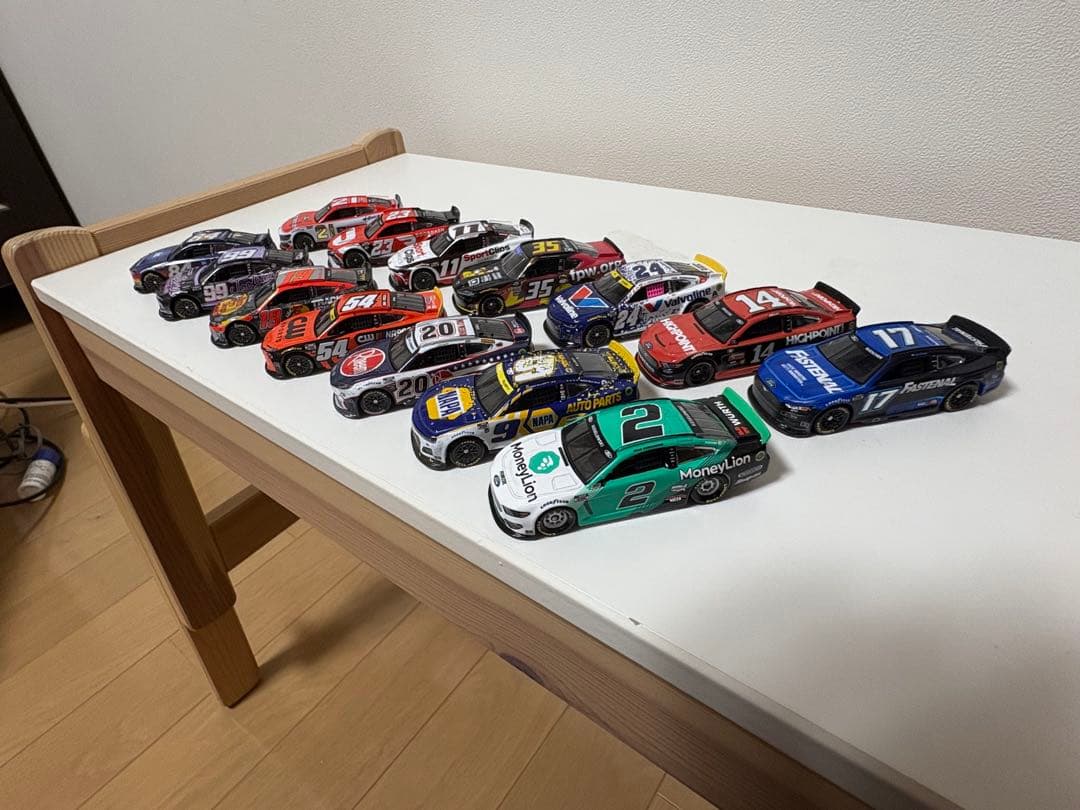 NASCAR ライオネルレーシング 1/64 14台セット