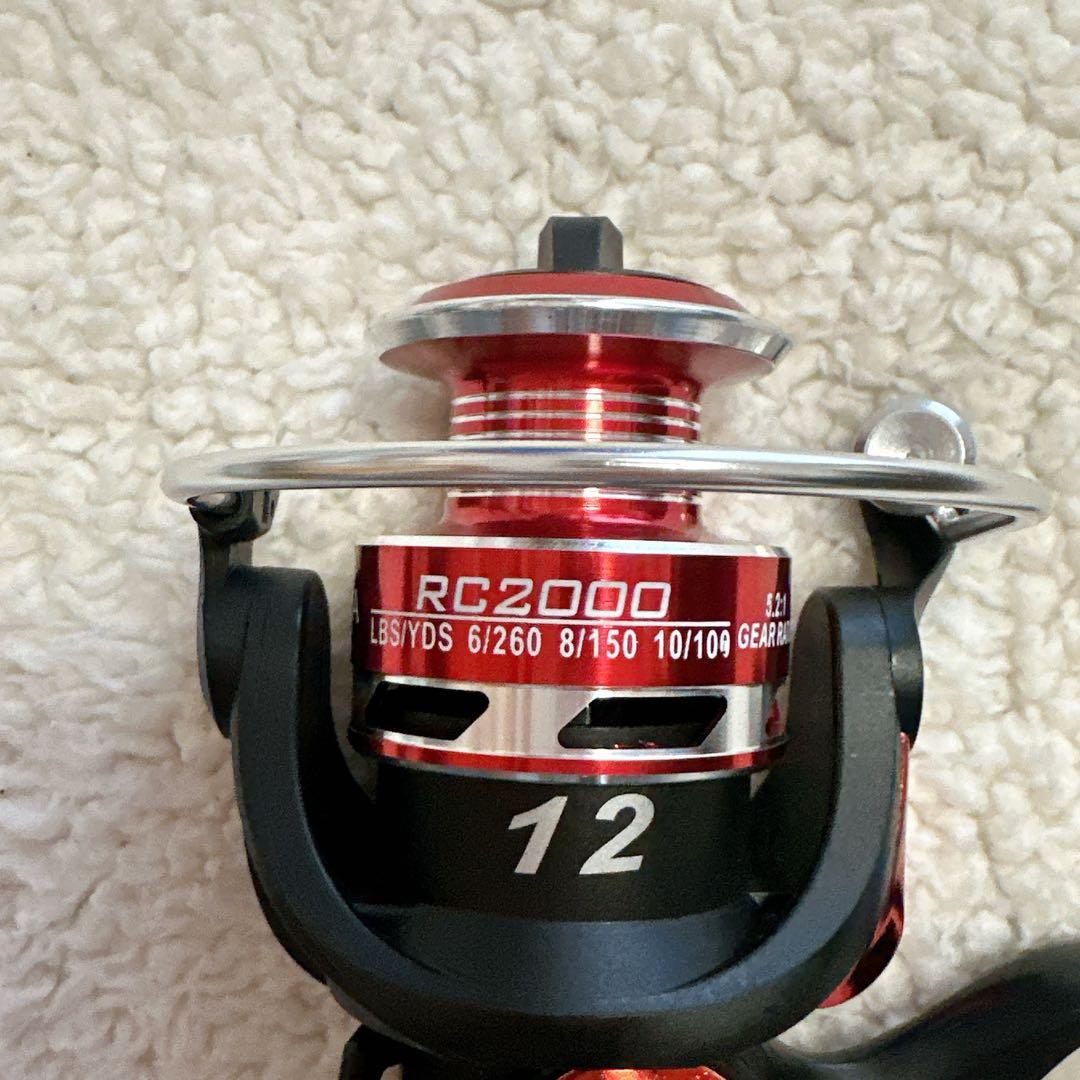 スピニングリール リール 2000番 バス釣り エギング ジギング レッド
