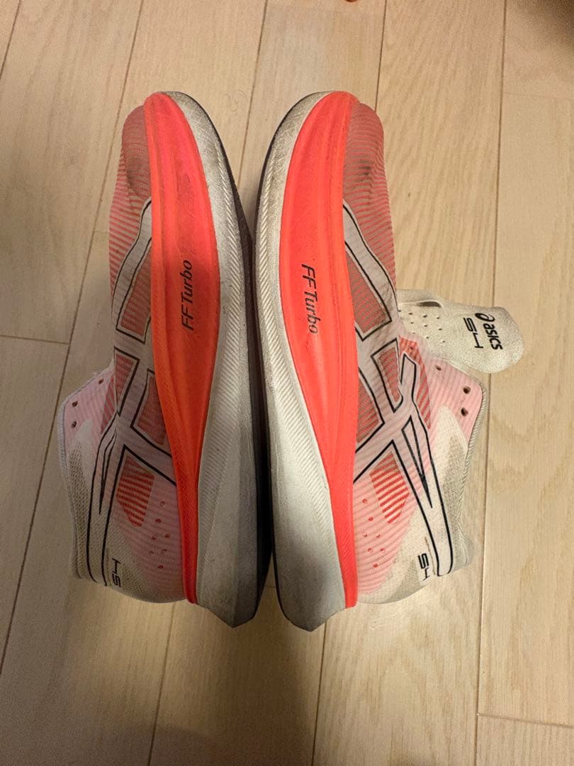 ASICS スカイ ランニングシューズ ピンク/オレンジ