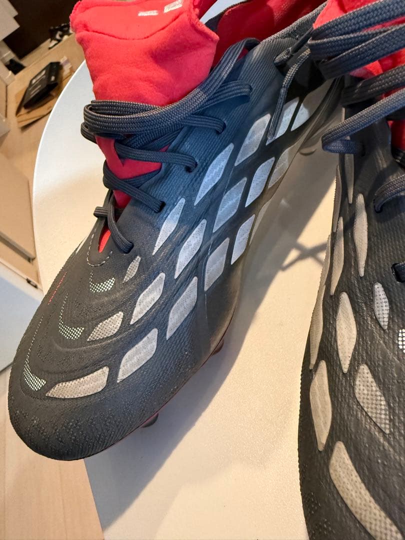 adidas プレデター　ELITE AG 26.5 (人工芝用)