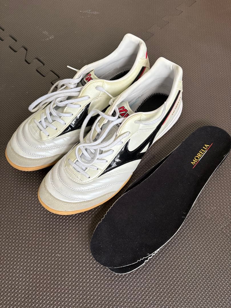 Mizuno モレリア フットサルシューズ