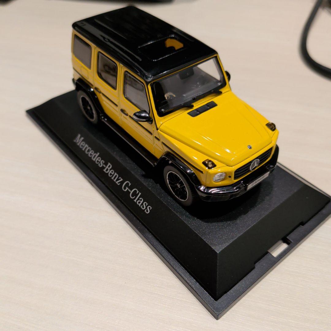 Mercedes-Benz G-Klasse ミニカー イエロー 1/43