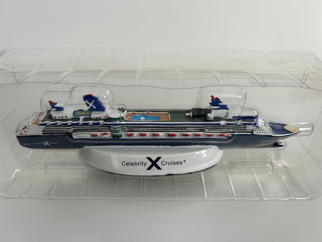 Celebrity Millennium Official 船模型 約25cm