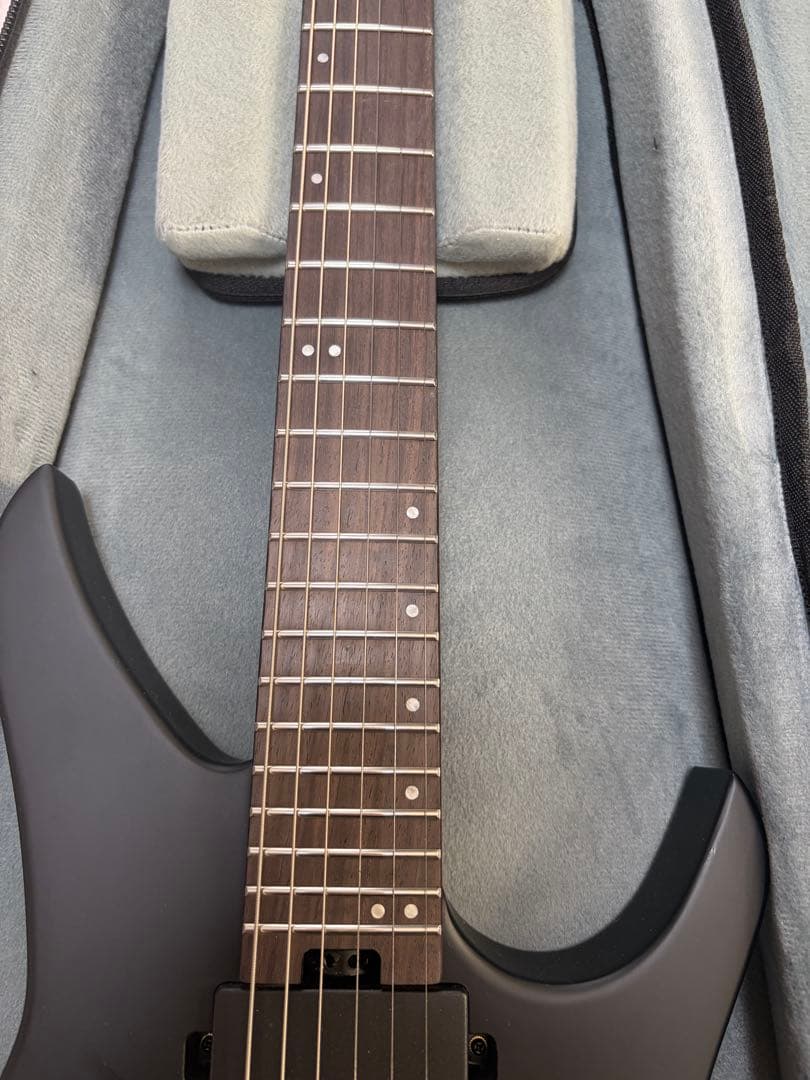 HEX Guitars N400 Black ヘッドレスギター