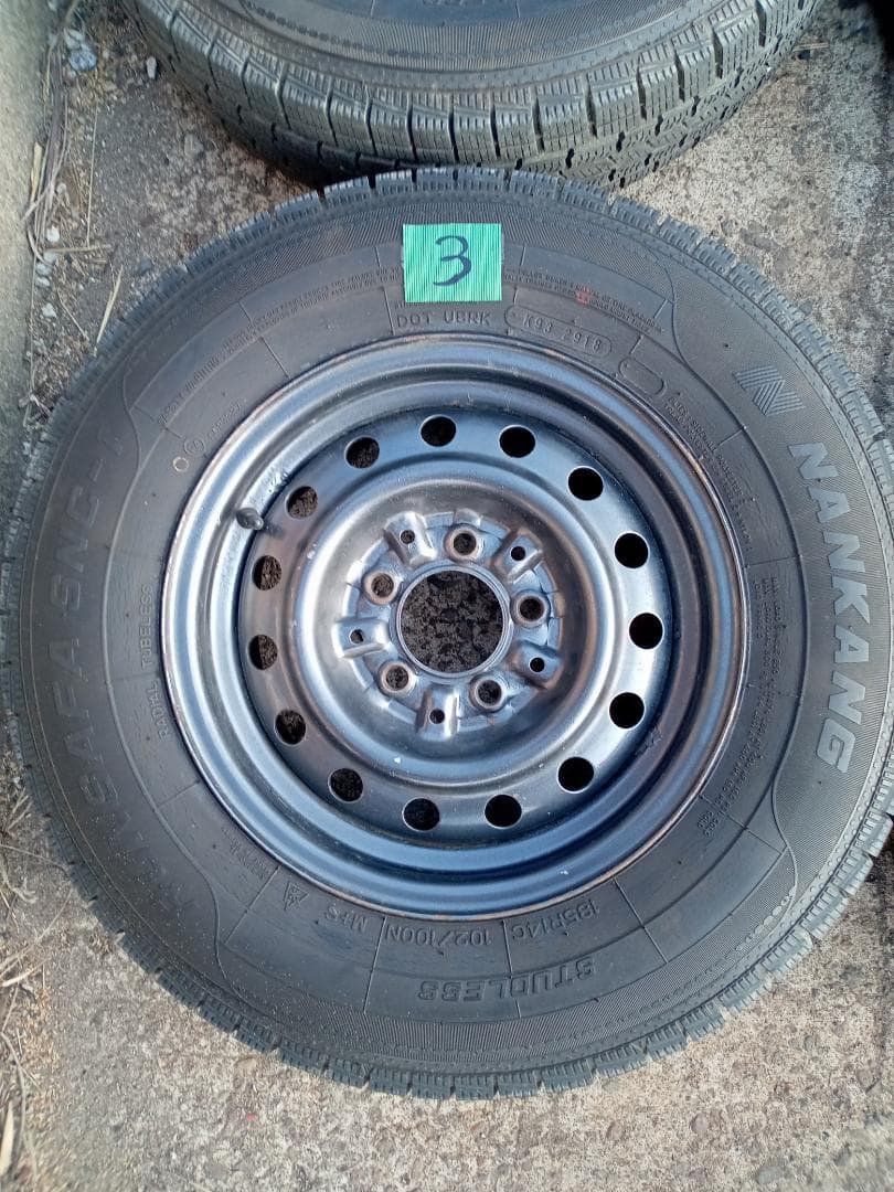 スタッドレスタイヤ ナンカン185 R 14 C4本セット中古