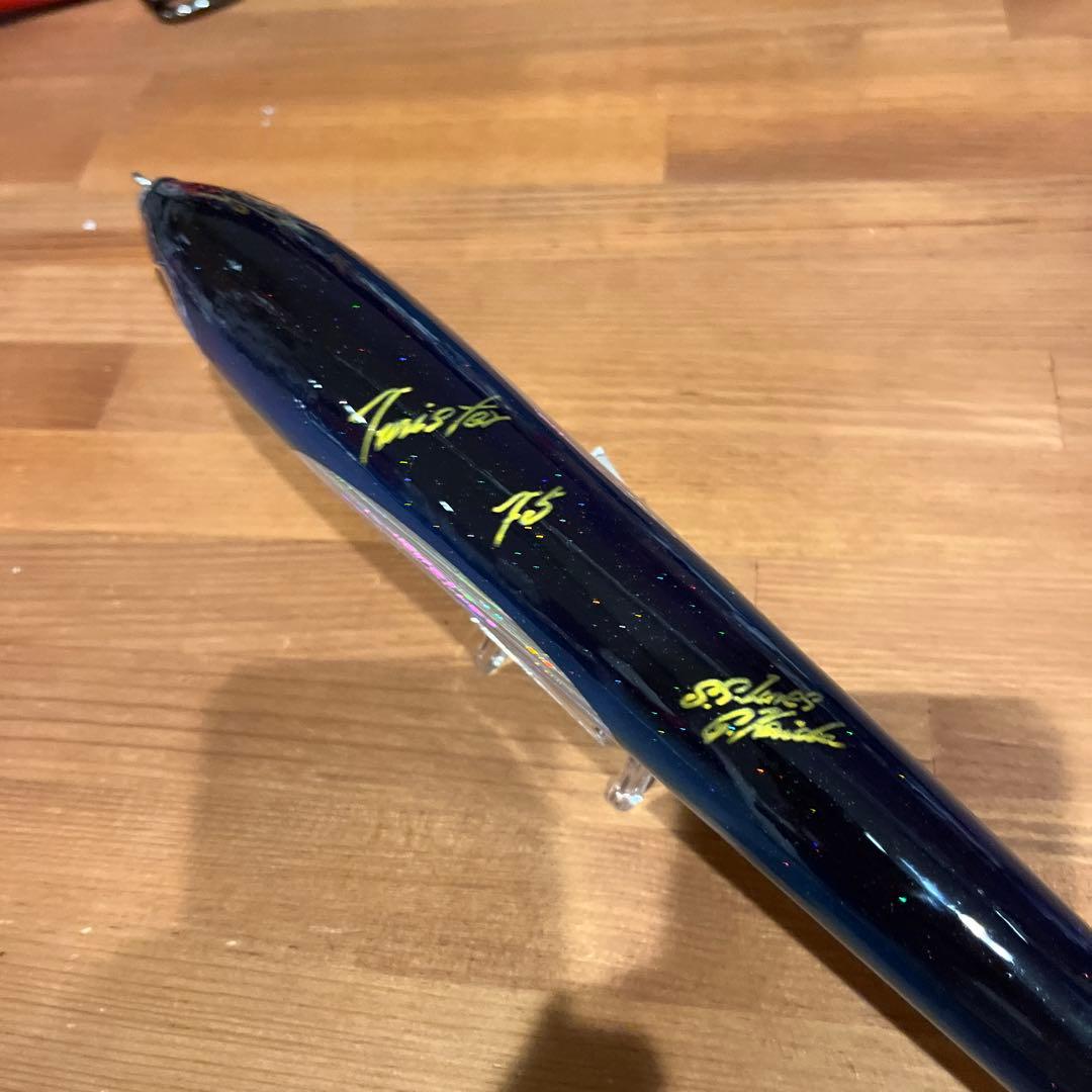 貝田ルアー　ツイスターF5