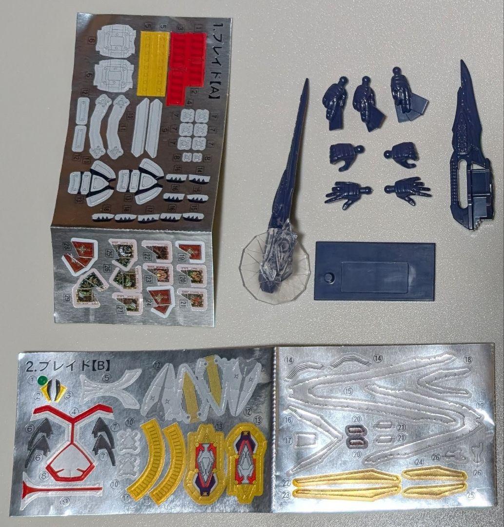 装動 仮面ライダーブレイド & ギャレン シール未使用パーツ完品