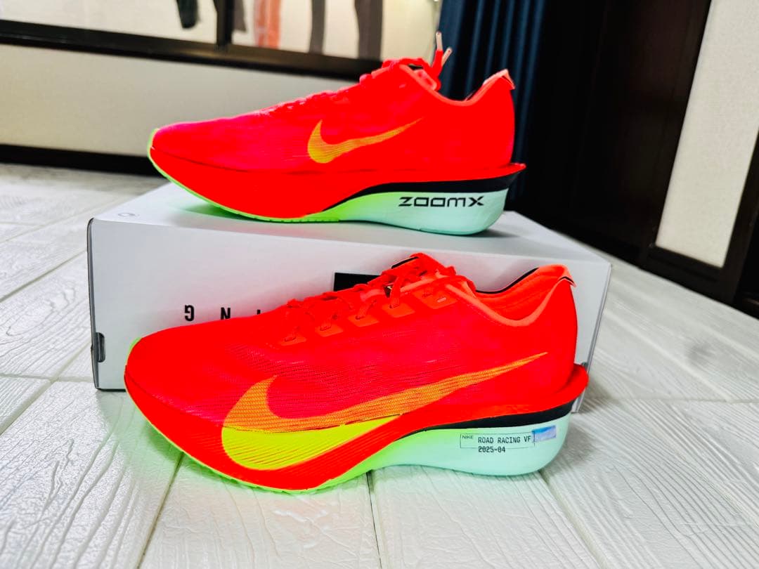 ナイキ ヴェイパーフライZoomX Vaporfly NEXT%4 24.5cm