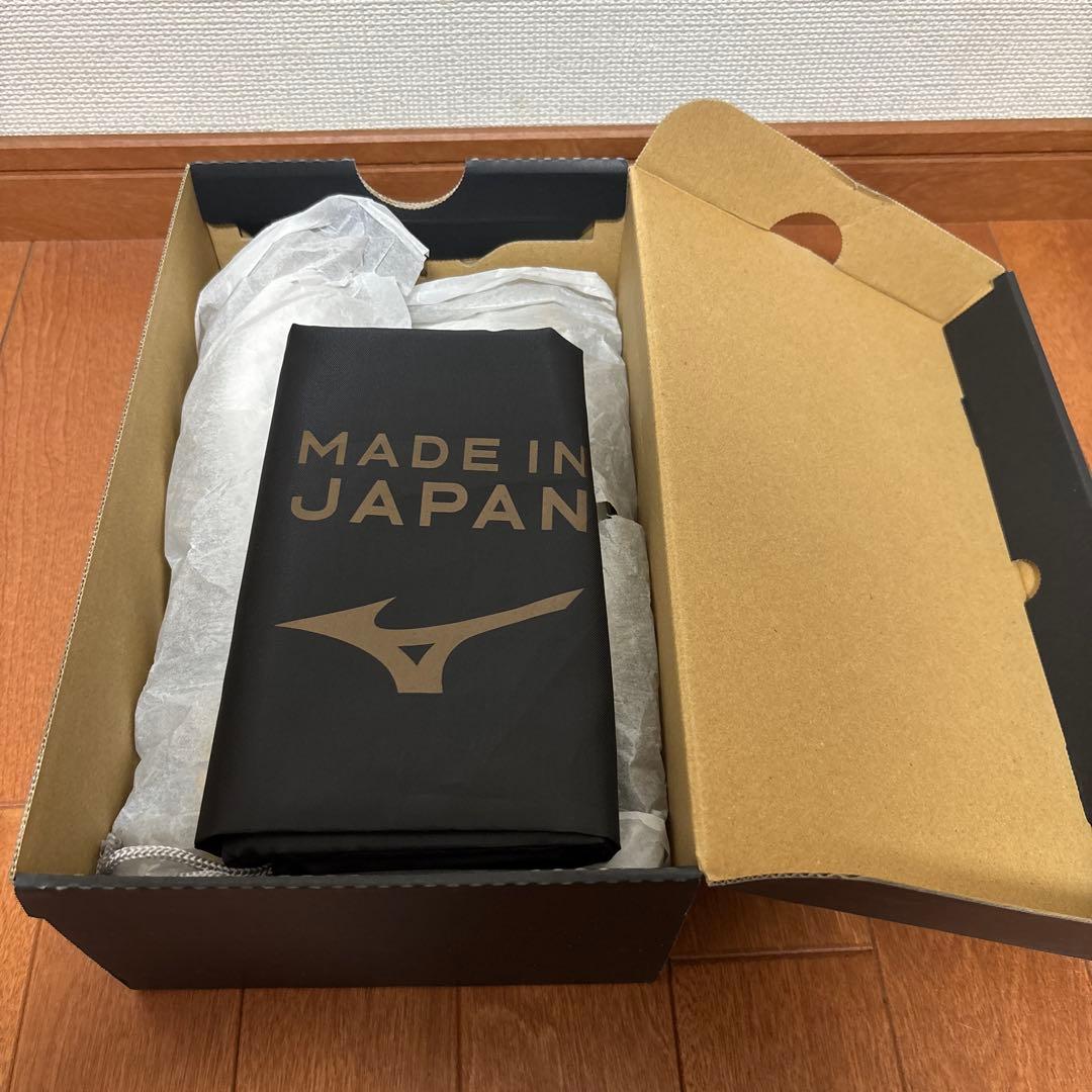 モレリア NEO 3 JAPAN ホワイト×シルバー