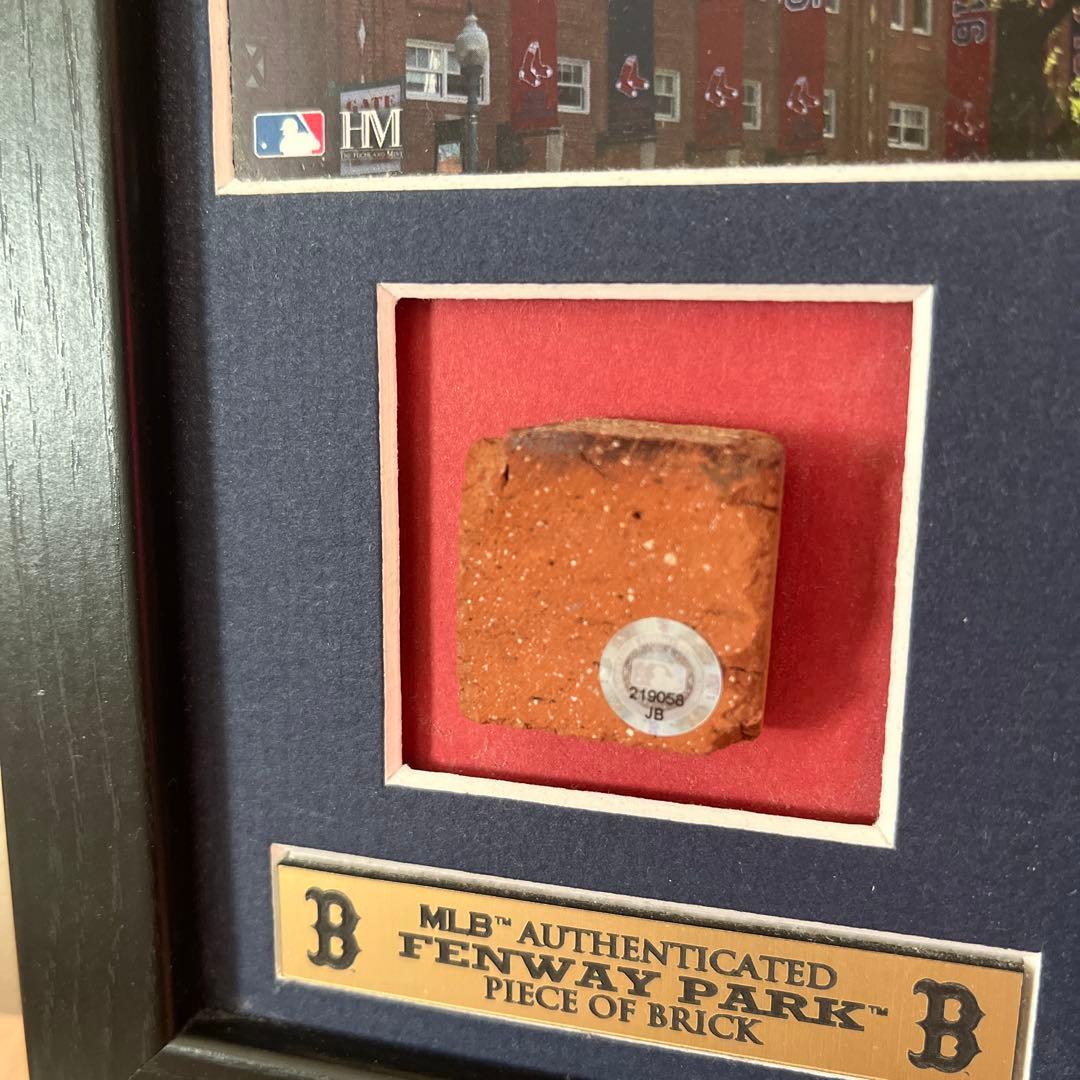 MLB認証 フェンウェイ・パーク レンガの一部