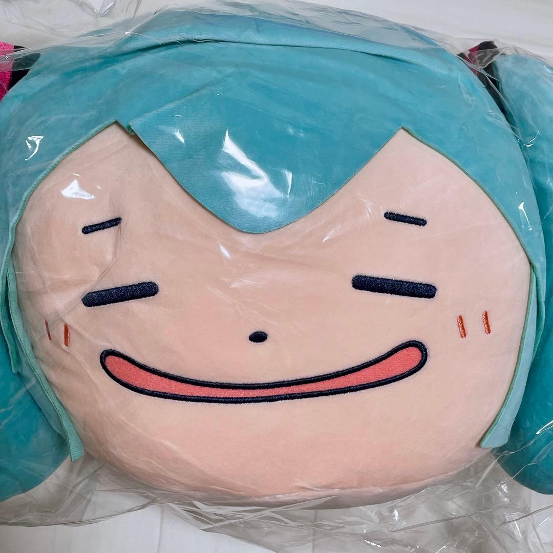 初音ミク　クッション　ぬいぐるみ　特大　mLL