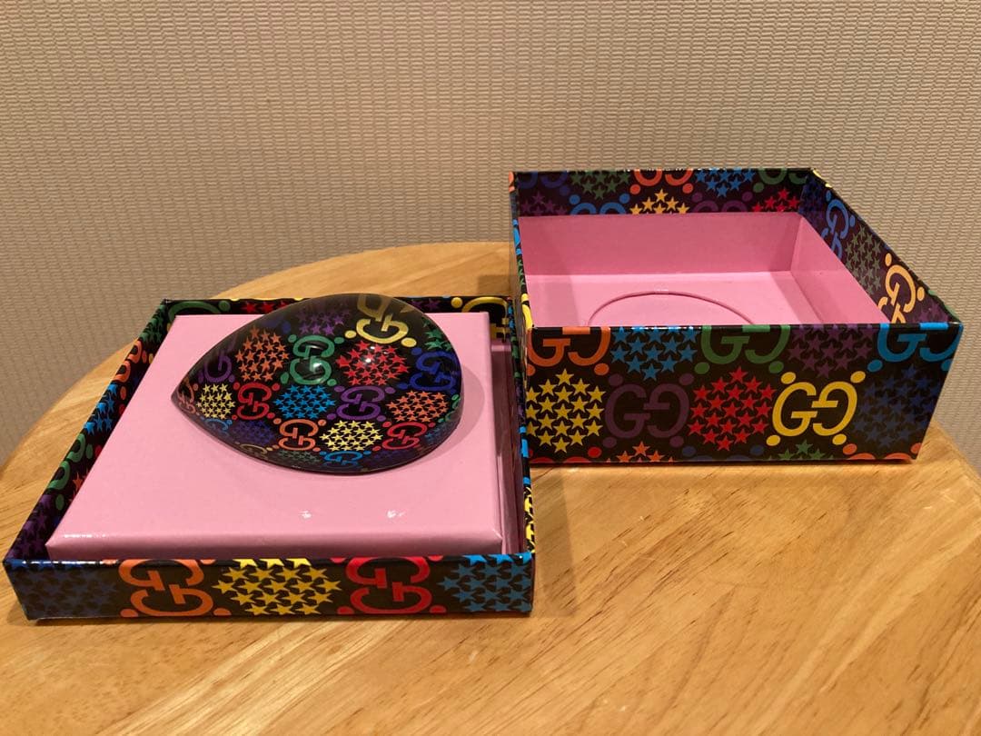 GUCCI 【新品】　ペーパーウェイト