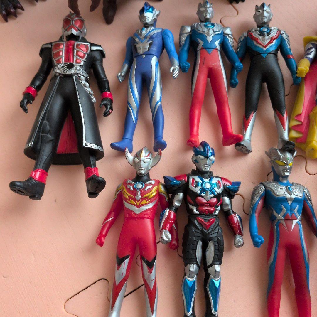 ウルトラマンフィギュアセット多数