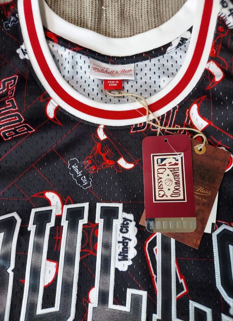 新品 Mitchell&Ness ミッチェル&ネス シカゴブルズ タンクトップ