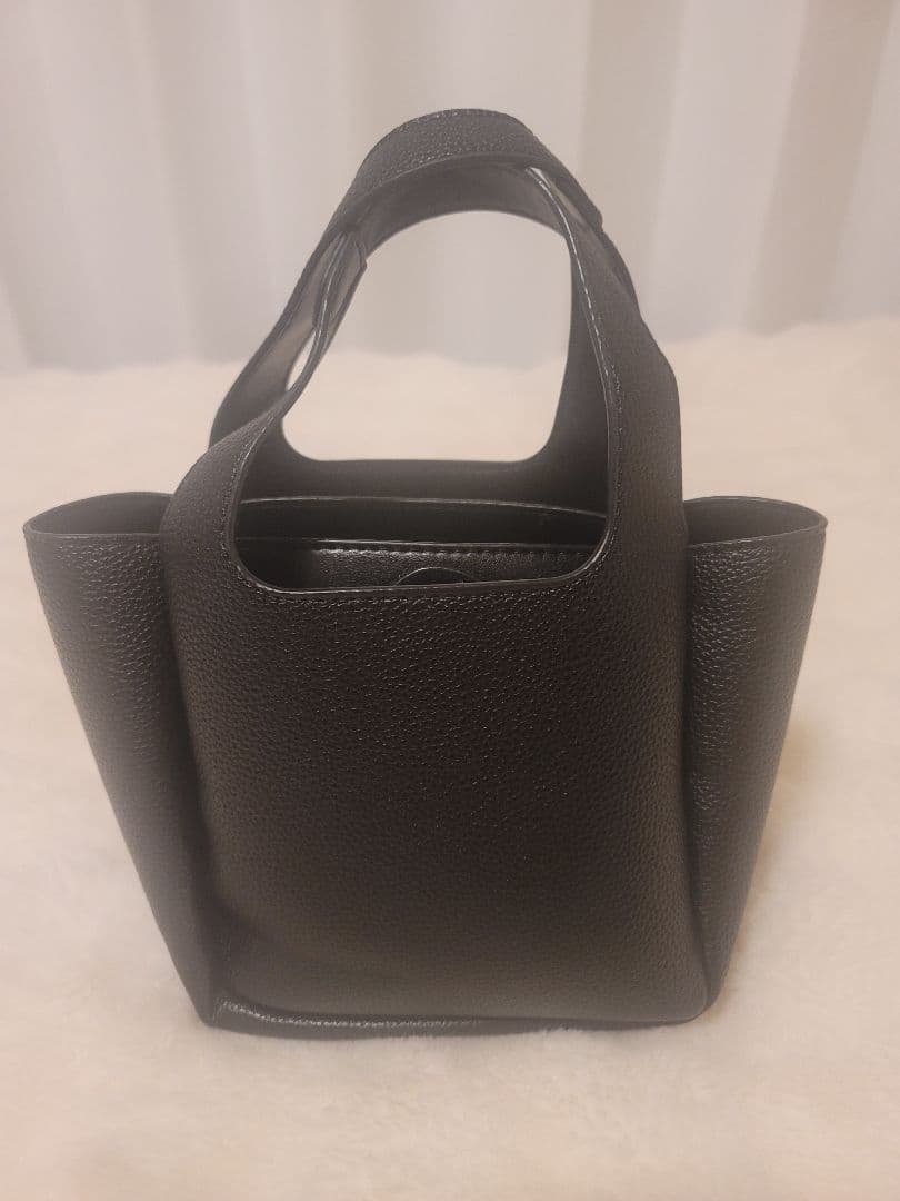 ノベルティ PRADA ミニトートバッグ ブラック