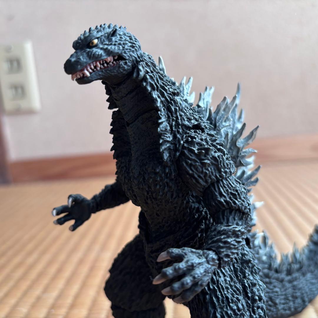 S.H.MonsterArts ゴジラ 2002