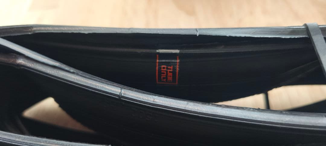 【新品未使用】シュワルベ クリンチャータイヤ 25C 2本 SCHWALBE