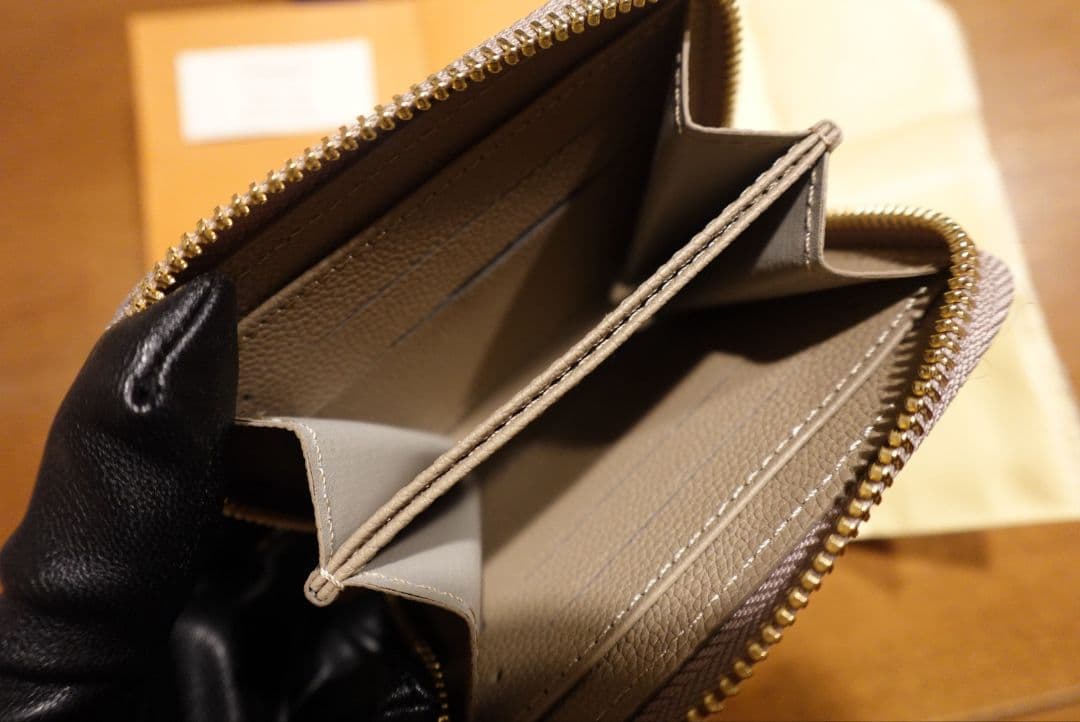Louis Vuitton モノグラム ケース　財布