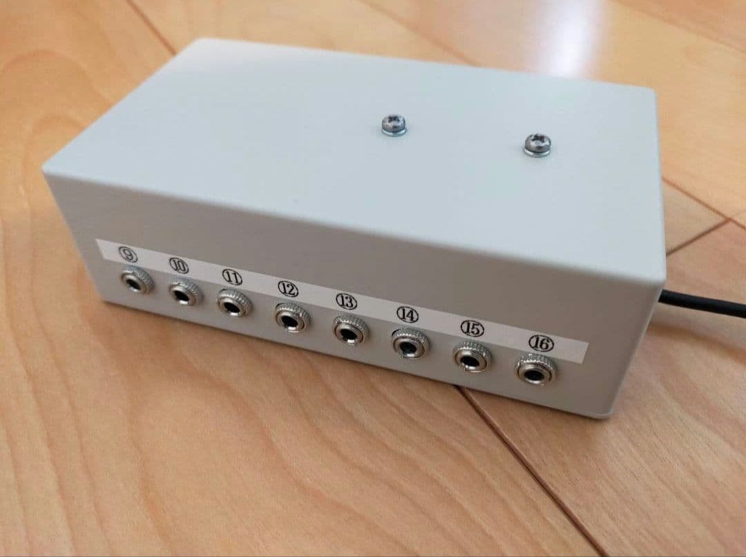 電源電池不要『パヤオシ』早押し機アプリ&早押しボタンセット16人用ケーブルなし