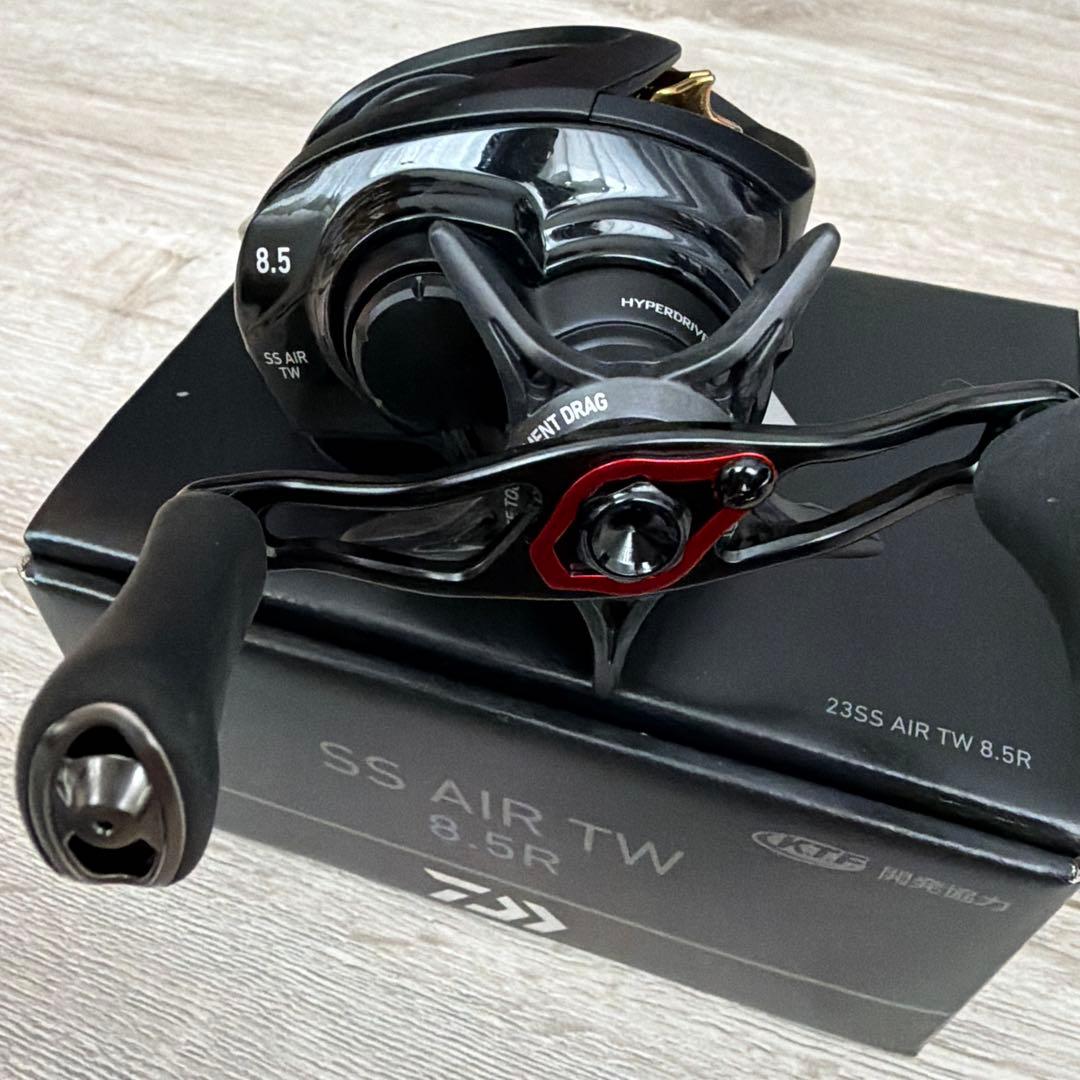 23SS AIR TW 8.5R ベイトリール 箱付き