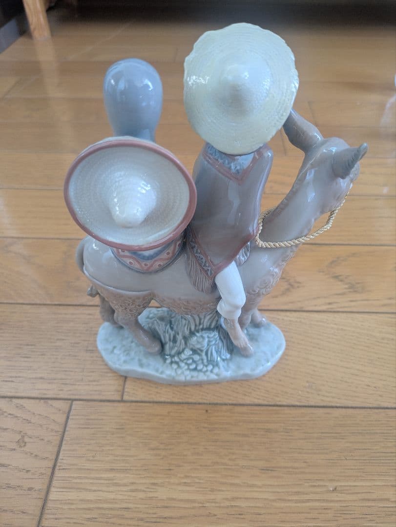 た*か様 リヤドロ　田舎の乗り物