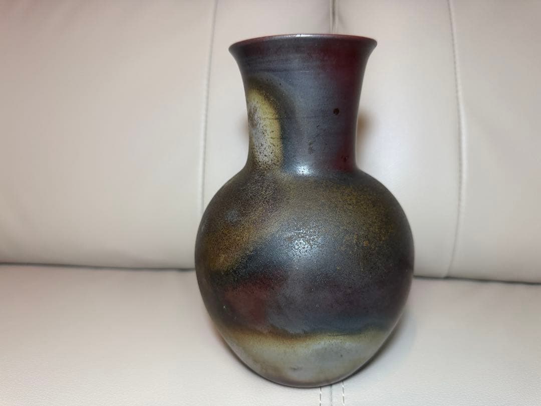 備前焼 花入 花瓶 高さ約20cm 作家物 共箱・栞付き 窯変美品 一輪挿し