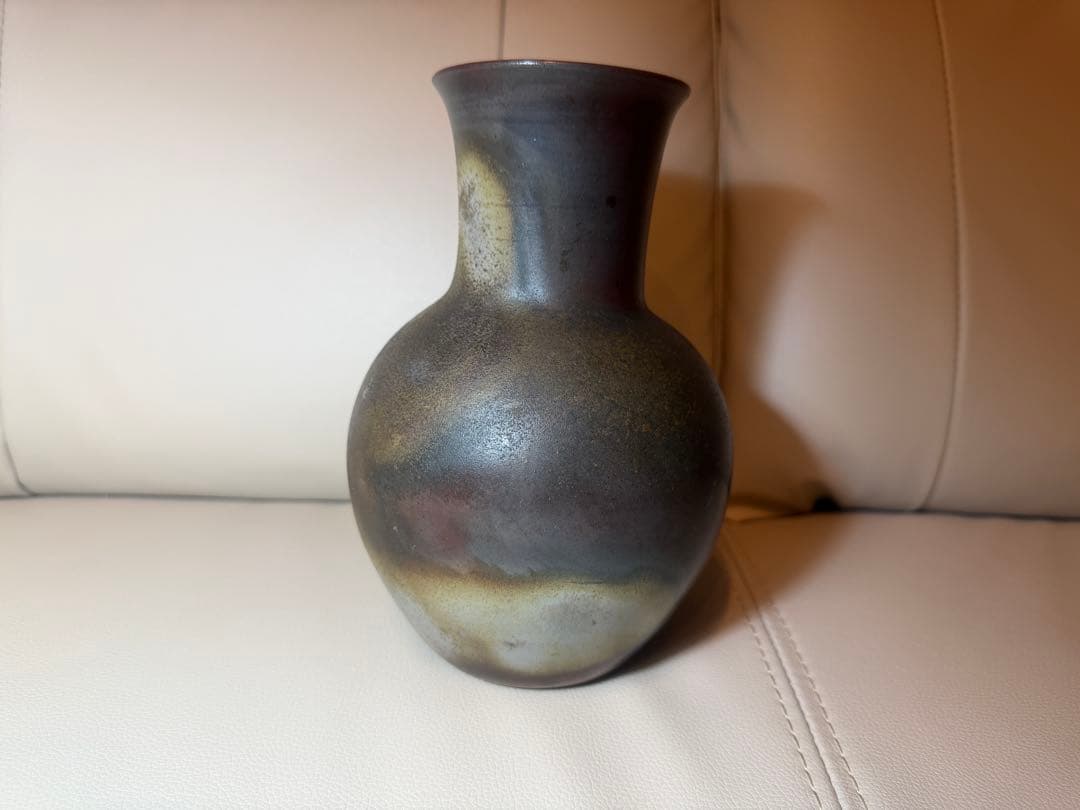 備前焼 花入 花瓶 高さ約20cm 作家物 共箱・栞付き 窯変美品 一輪挿し