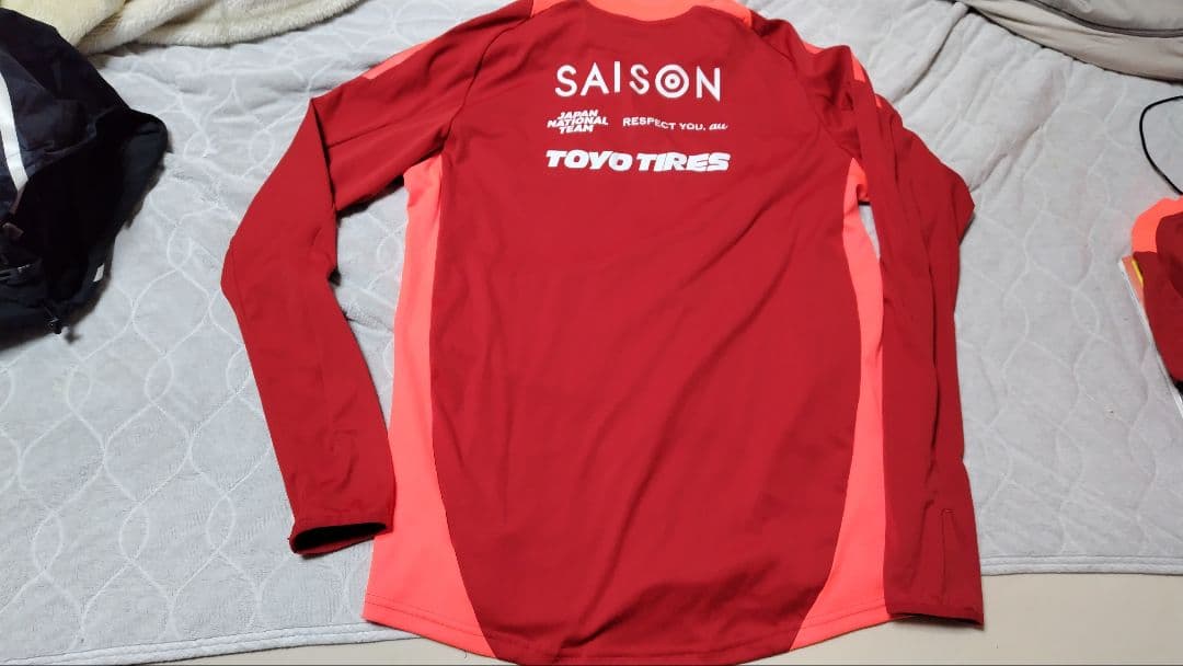 アディダス　2024日本代表トレーニングトップ　ティロ24